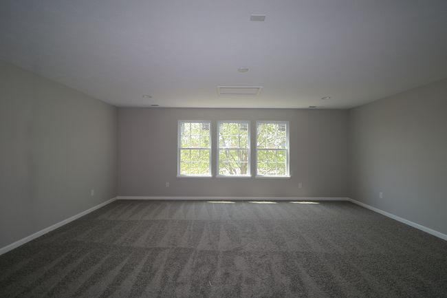 2352 Somerset Cir, House other with 3 bedrooms, 2 bathrooms and null parking in Franklin IN | Image 4