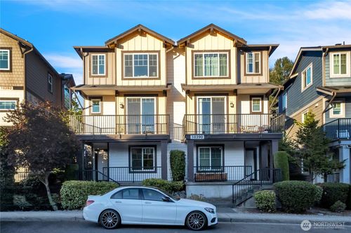apt-102-10390 156th Pl Ne, Redmond, WA, 98052-0031 | Card Image