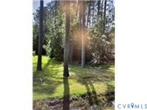 .880ac Lillys Neck Rd, Moon, VA, 23119-2120 | Card Image