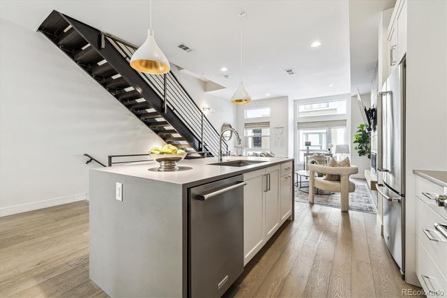 4060 W 16 Th Ave, Townhouse with 3 bedrooms, 4 bathrooms and 2 parking in Denver CO | Image 12
