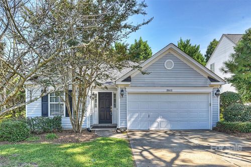 8612 Cedardale Ridge Ct, Charlotte, NC, 28269-6180 | Card Image