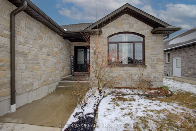 200 Krotz St W, House other with 5 bedrooms, 3 bathrooms and 4 parking in Listowel ON | Image 5