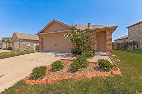 2425 Russell St, Crandall, TX, 75114-0049 | Card Image