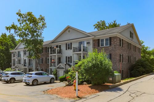609-6 Northbrook Drive, Manchester, NH, 03102 | Card Image