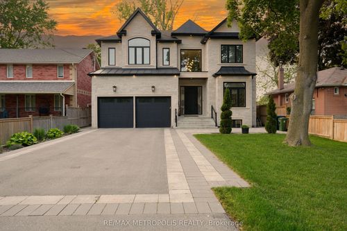 bsmt-34 Euclid Ave, Toronto, ON, M6J2J6 | Card Image