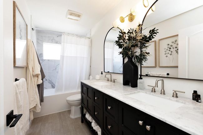 12028 Chestnut Cres, House other with 4 bedrooms, 3 bathrooms and 4 parking in Pitt Meadows BC | Image 25