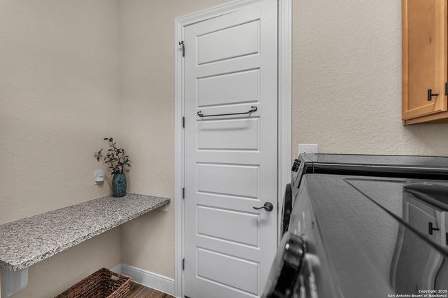 663 Private Road 1712, House other with 3 bedrooms, 3 bathrooms and null parking in Mico TX | Image 57