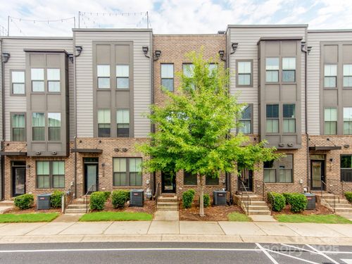 128 Music Hall Way, Charlotte, NC, 28203-5383 | Card Image