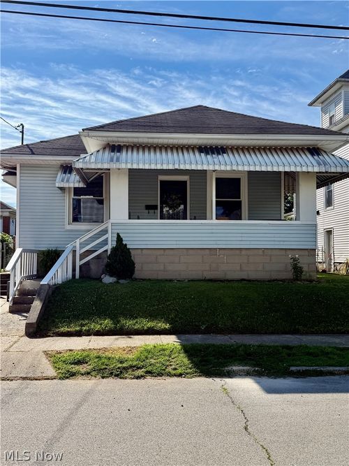 1728 Beaver St, Parkersburg, WV, 26101-3337 | Card Image