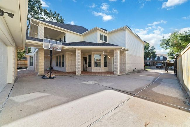 16602 Blue Vista Dr, House other with 5 bedrooms, 5 bathrooms and 2 parking in Houston TX | Image 44