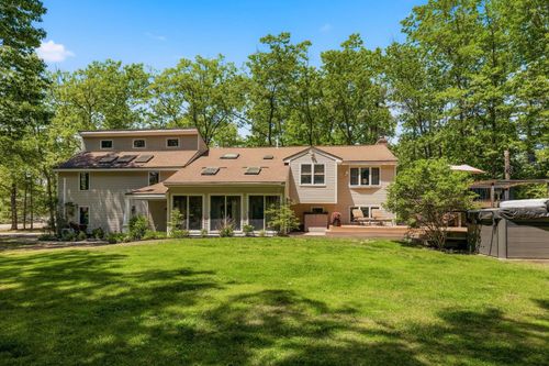 2 Garrison Ln, Madbury, NH, 03823-7604 | Card Image