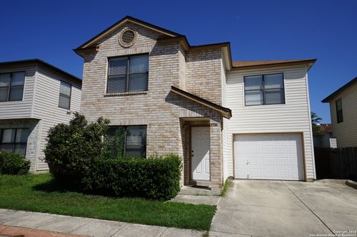 8906 Breezefield, San Antonio, TX, 78240-5446 | Card Image