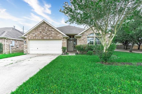 3802 Elderberry Dr, Dickinson, TX, 77539-6290 | Card Image