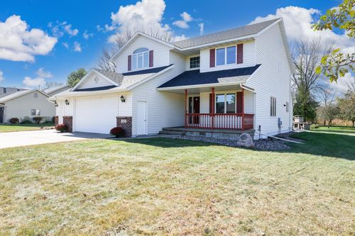 500 Chatfield Ln, Belle Plaine, MN, 56011-1134 | Card Image