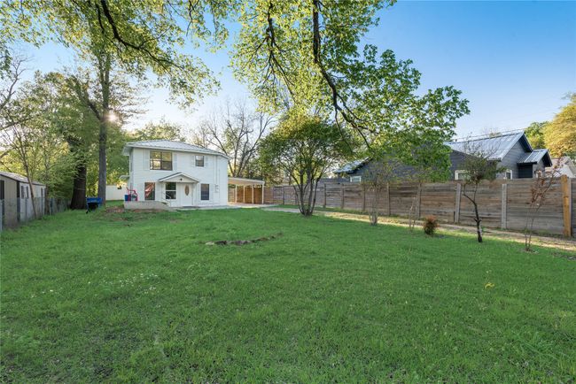 313 N Oleander St, House other with 3 bedrooms, 1 bathrooms and null parking in Grand Saline TX | Image 4