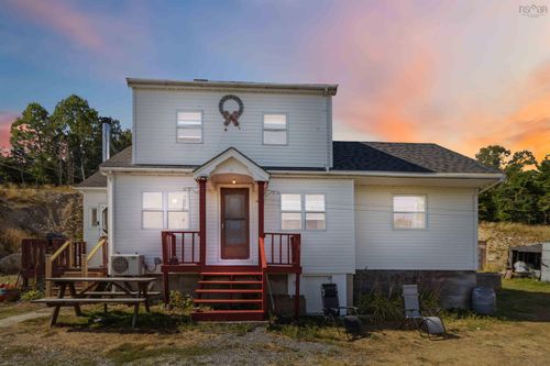 6847 St Margarets Bay Rd, Head Of St Margarets Bay, NS, B3Z1X8 | Card Image