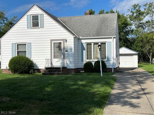 6908 Orchard Blvd, Parma Heights, OH, 44130-4360 | Card Image