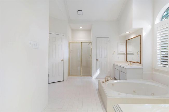 168 S Copperknoll Cir, House other with 2 bedrooms, 2 bathrooms and 2 parking in Spring TX | Image 29