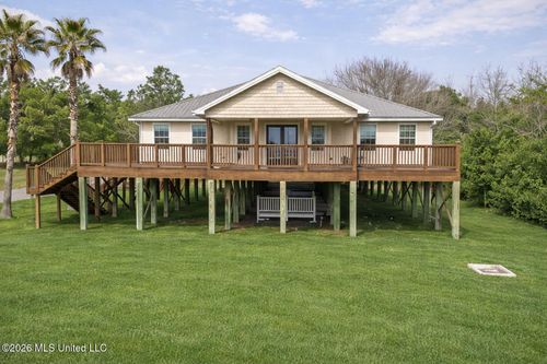 129 Marcie Dr, Long Beach, MS, 39560-5714 | Card Image
