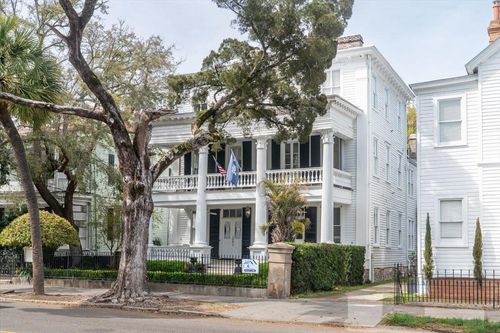apt-c-180 Broad St, Charleston, SC, 29401-2456 | Card Image