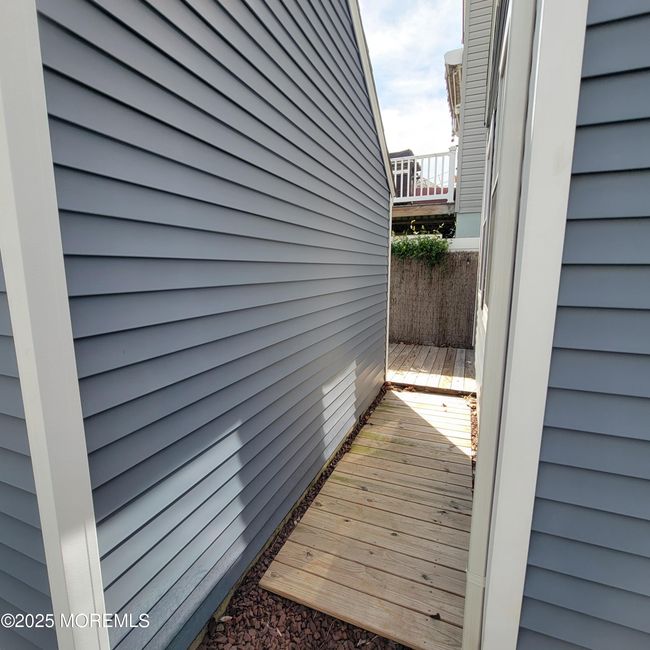 125 Lincoln Ave, Condo with 2 bedrooms, 1 bathrooms and 2 parking in Seaside Heights NJ | Image 4