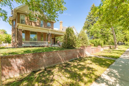715 4th Ave N, Great Falls, MT, 59401-1509 | Card Image