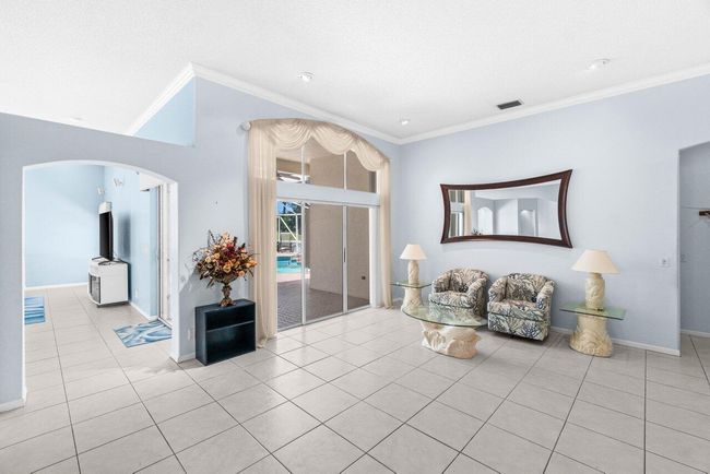 5946 Bay Hill Cir, House other with 4 bedrooms, 2 bathrooms and null parking in Lake Worth FL | Image 8