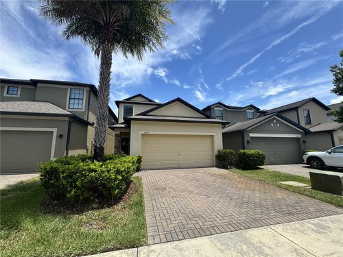 2731 Hampton Green Ln, Brandon, FL, 33511-7004 | Card Image
