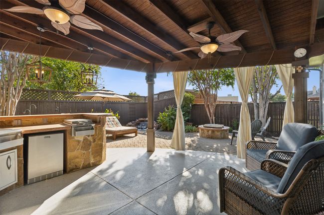 Outdoor oasis in the heart of Lantana with mature trees | Image 32