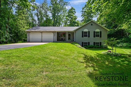 58 Sagamore Trl, Lowell, MI, 49331-8951 | Card Image