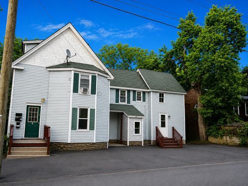 2-11 Elm Street, Derry, NH, 03038 | Card Image