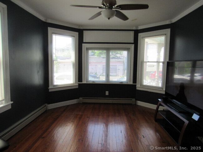 76 Porter St, House other with 2 bedrooms, 2 bathrooms and 3 parking in Bridgeport CT | Image 29