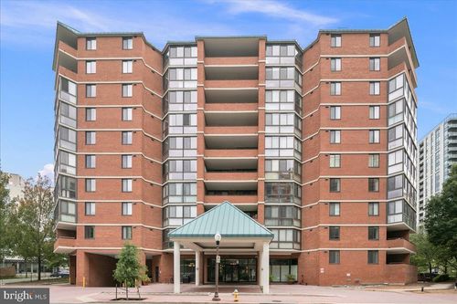 913-1001 N Randolph St, ARLINGTON, VA, 22201-5609 | Card Image