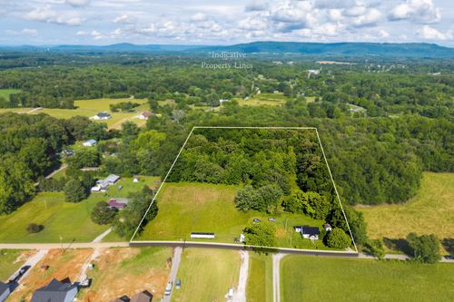 1022 Arch Cope Rd, Morrison, TN, 37357-5590 | Card Image