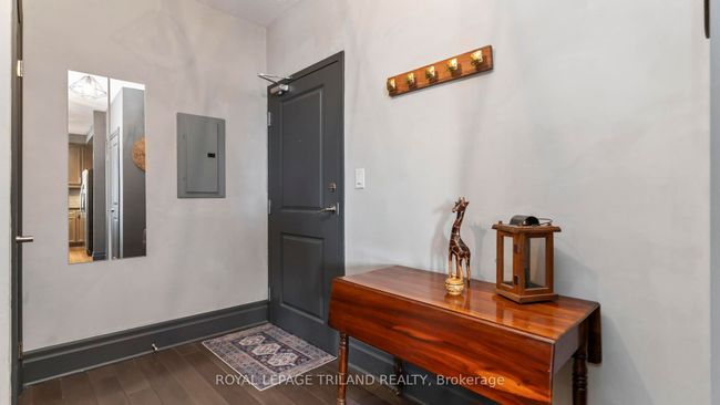 2303 - 330 Ridout St S, Condo with 2 bedrooms, 2 bathrooms and null parking in London ON | Image 8