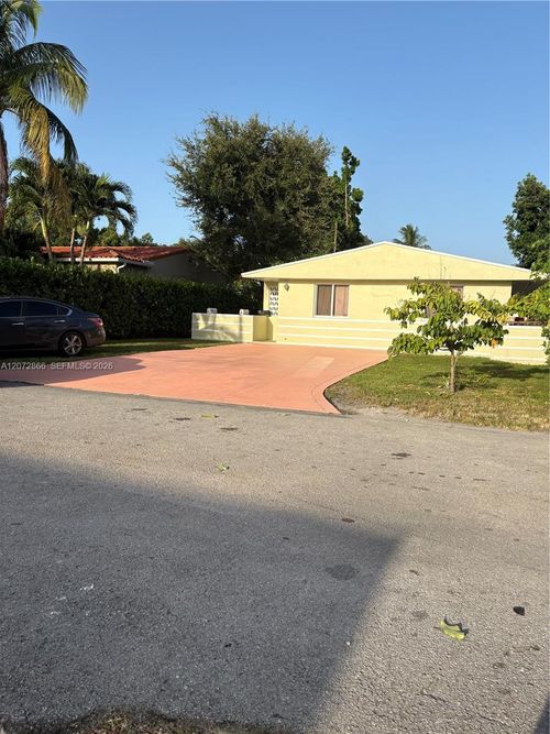 10831 Ne 2nd Ct, Miami, FL, 33161-7003 | Card Image