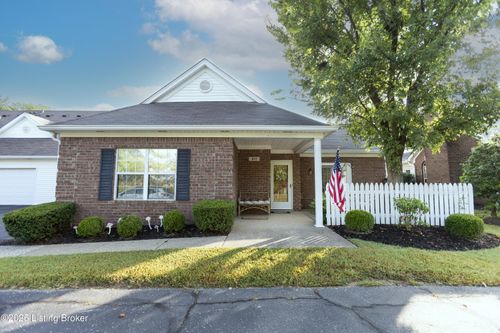 911 Spring Glen Way, Lyndon, KY, 40242-4515 | Card Image