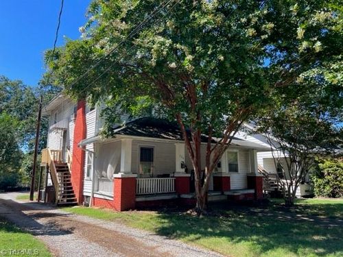 apt-a-124 Tate St, Greensboro, NC, 27403-1869 | Card Image