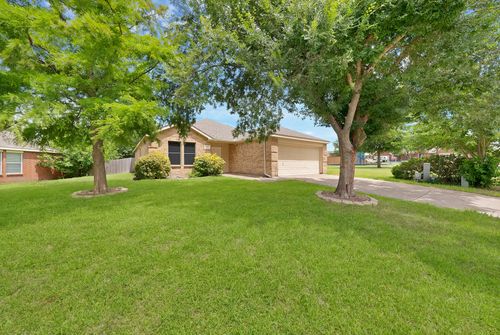 1002 Manassas Dr, Forney, TX, 75126-6517 | Card Image