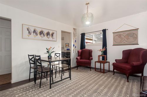 21370 Purdue Ave, Farmington Hills, MI, 48336-5634 | Card Image