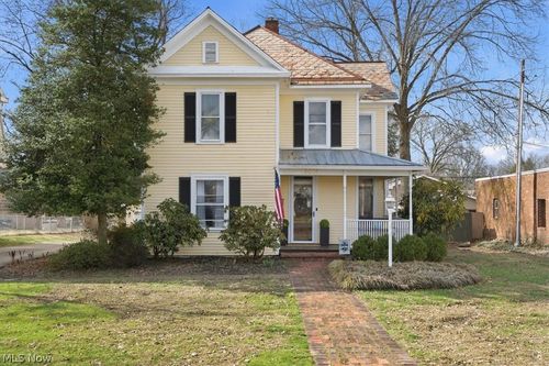 4405 Grand Central Ave, Vienna, WV, 26105-1831 | Card Image