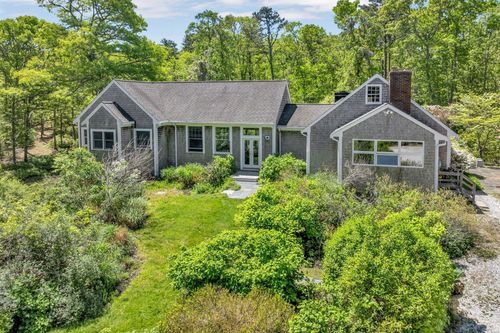988 Crowells Bog Rd, Brewster, MA, 02631-5201 | Card Image