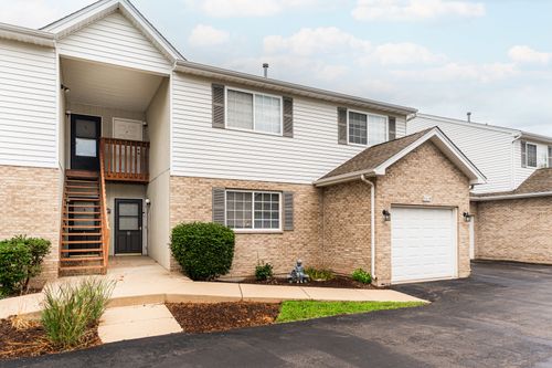 unit-b-965 Constance Ln, Sycamore, IL, 60178-3284 | Card Image