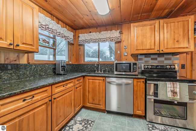 4432 E Cedar Lake Dr, House other with 3 bedrooms, 2 bathrooms and null parking in Greenbush MI | Image 20