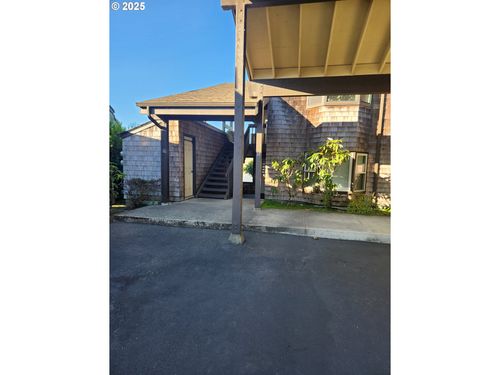 14-1040 Bay St, Florence, OR, 97439-9316 | Card Image