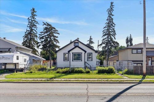 7438 Ogden Rd Se, Calgary, AB, T2C1B8 | Card Image