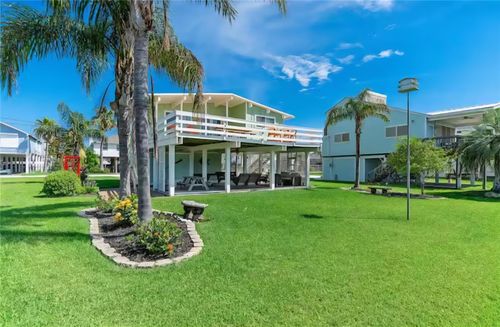 22201 Matagorda Dr, Galveston, TX, 77554 | Card Image