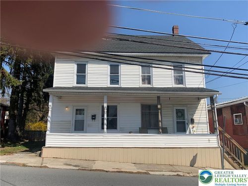 527 Pennsylvania Ave, Bangor, PA, 18013-1841 | Card Image