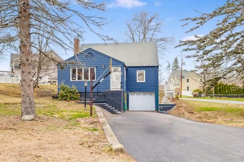 52-52 Albemarle Ave, Lexington, MA, 02420-2936 | Card Image