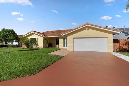 10531 Sw 159th Ct, Miami, FL, 33196-3620 | Card Image